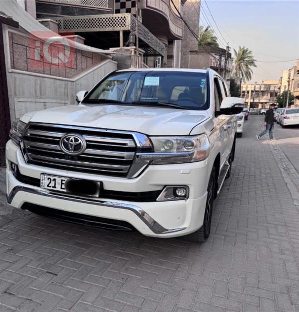 Toyota for sale in Iraq